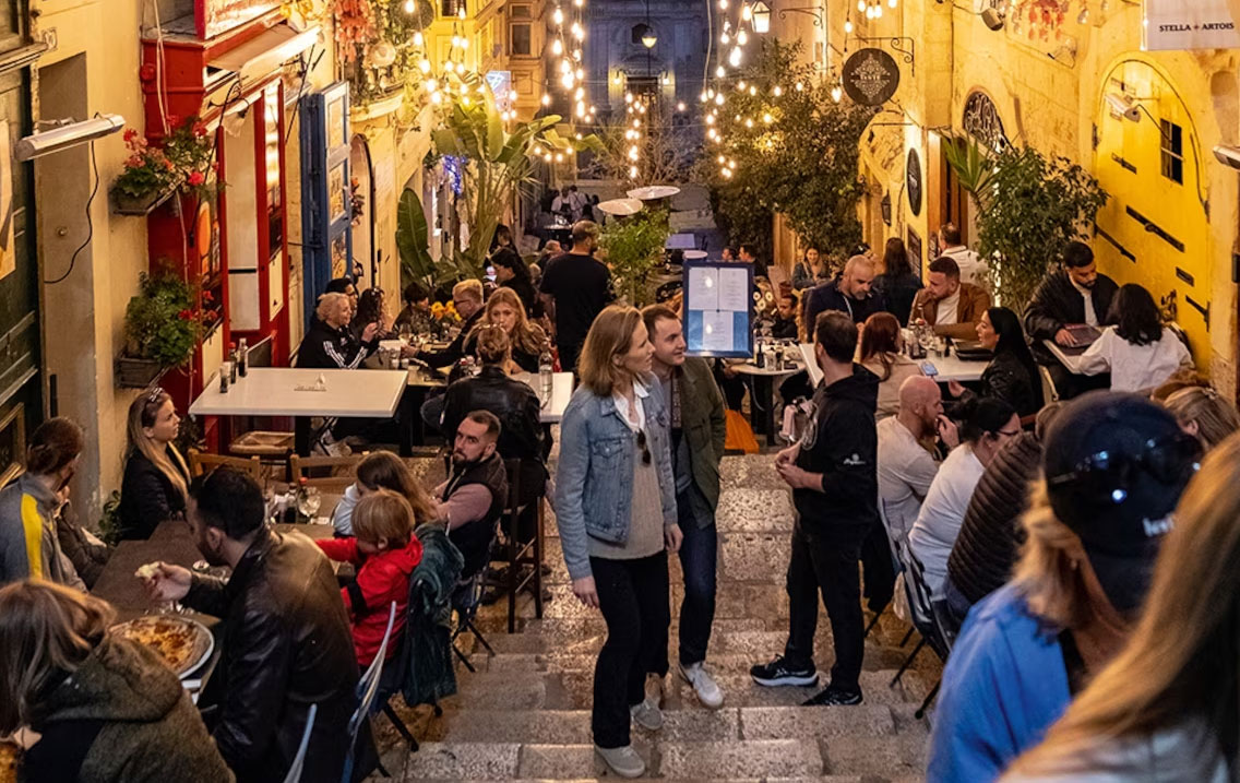 HEFAT-2025---17TH-INTERNATIONAL-CONFERENCE-ON-HEAT-TRANSFER,-FLUID-DYNAMICS-AND-THERMODYNAMICS-hero-MALTA-people